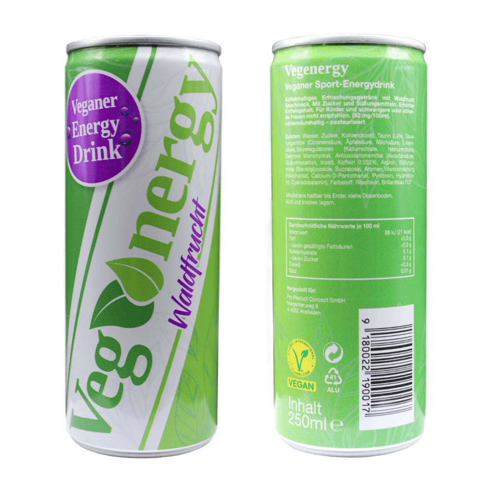 Zwei große Vegenergy Waldfrucht Dosen – links die Vorderseite mit Branding, rechts die Rückseite mit Inhaltsstoffen.